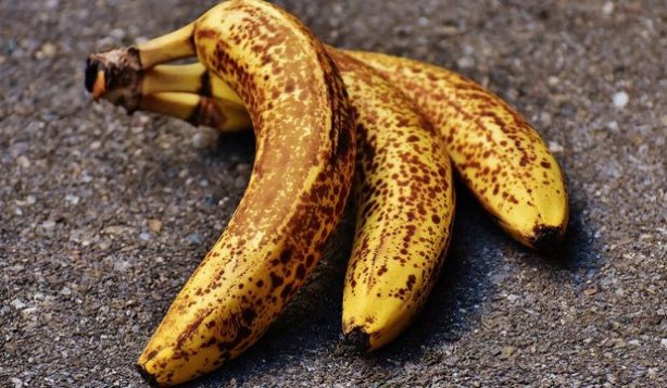 Foto - Çürük sandığınız kararmış muzlar tam bir şifa kaynağı