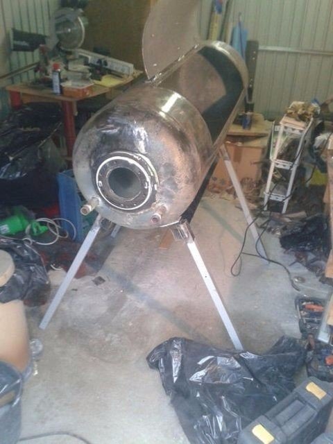 Foto - Çürümüş su ısıtıcısını mangala dönüştürdü