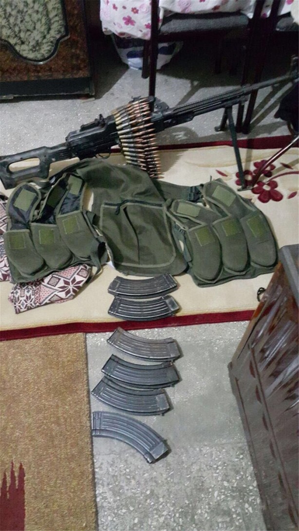 Foto - Çuval çuval el bombası ele geçirildi!
