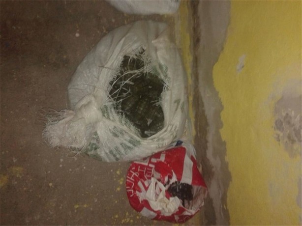 Foto - Çuval çuval el bombası ele geçirildi!