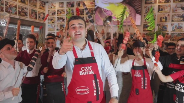Foto - CZN Burak, babası tarafından dolandırıldı! Bilal Erdoğan ayrıntısı dikkat çekti