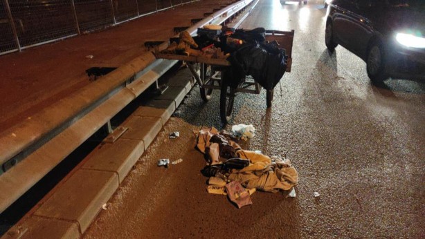 Foto - D-100 karayoluna bırakılan şüpheli çanta paniğe neden oldu!