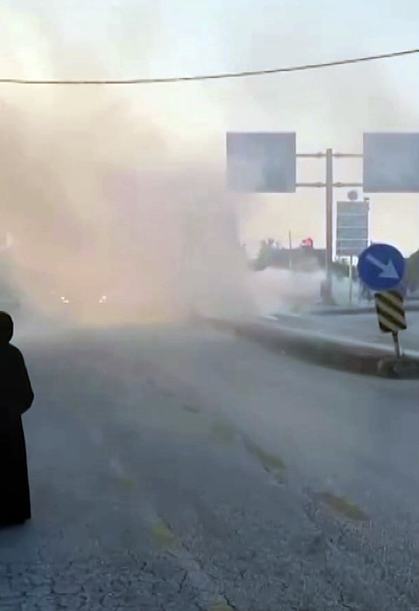 Foto - D-100'de otomobil alev aldı