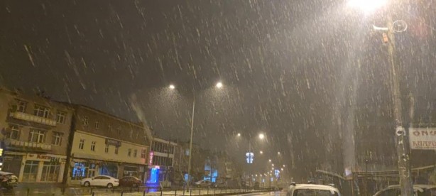 Foto - Dadaşlar diyarı Nisan'da beyaza büründü!