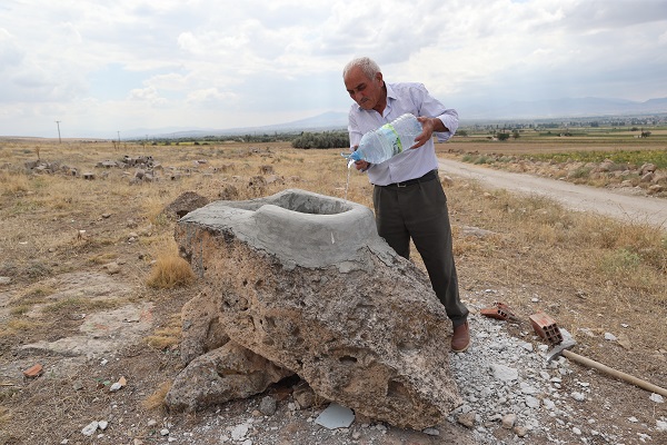 Foto - Dağ tepe dolaşıp bakın yaban hayvanları için ne yapıyor! 