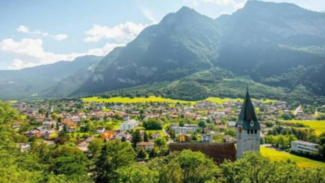 Foto - Dağın tepesindeki kaleye ‘ülke’ demişler! Dünyanın en küçük 15 ülkesi belli oldu