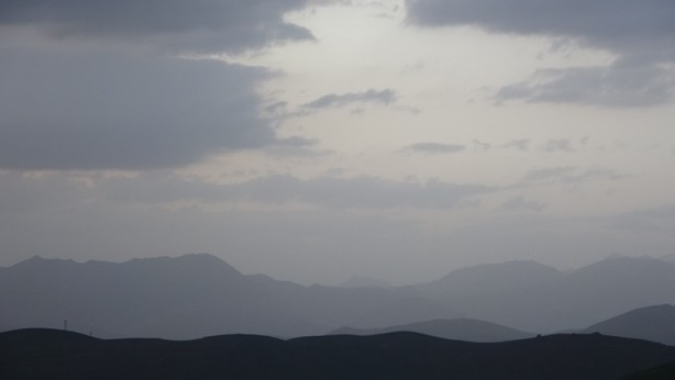 Foto - Dağlar toz bulutundan kayboldu