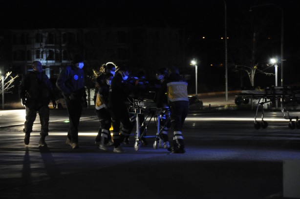 Foto - Dağlık arazide mahsur kalan 4 kişi helikopterle kurtarıldı