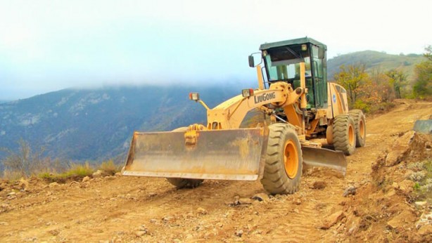 Foto - Dağlık Karabağ'da harita resmen değişiyor! Kamyonlar yola çıktı