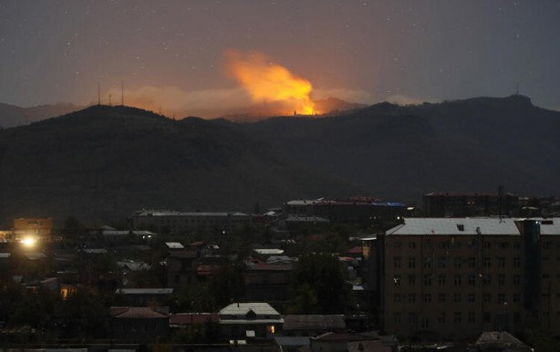Foto - Dağlık Karabağ'da silah sesleri! Ermenistan çalkalanıyor