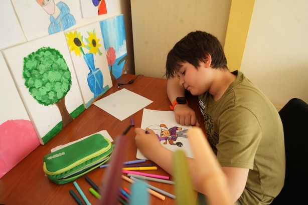 Foto - Daha 10 yaşında ama! Yeteneğiyle kendine hayran bırakıyor