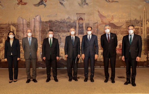 Foto - Daha 24 saat geçmeden Türkiye karşıtı skandal adım! Haritayı yayınladılar