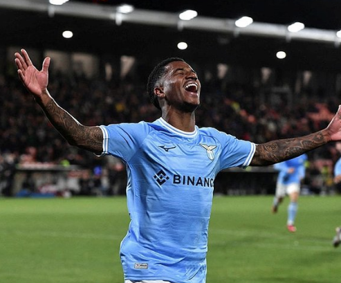 Foto - Daha derbi de oynamadılar ama hep rakipler hep... Ortalık yine fena karışacak!