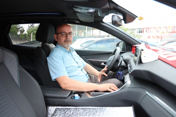 Foto - Daha neler göreceğiz bakalım! Sıfır aldığı otomobil bakın nasıl çıktı