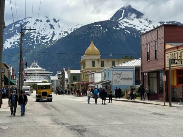 Foto - Daha önce bilinmeyen trafik kuralları! İşte sürücülerin bilmesi gereken ilginç kurallar...