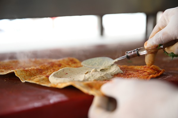 Foto - Daha önce böyle humus gördünüz mü?