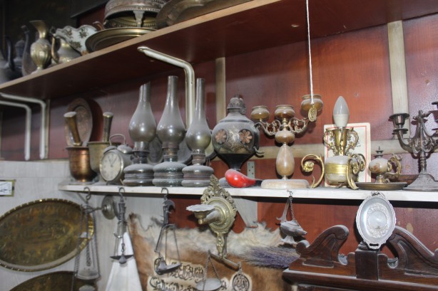 Foto - Daha önce böylesini görmediniz! Siirt'te antika eşya dolu fırın