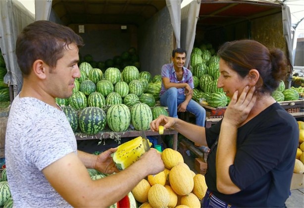 Foto - Daha önce sarı karpuz görmüş müydünüz?