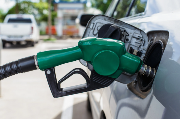 Foto - Daha yeni indirim gelmişti! Akaryakıt fiyatlarıyla ilgili vatandaşı şok içerisinde bırakacak haber