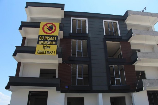 Foto - Dairesini ve arabasını satarak bütün parasını verdi! Sosyal medyada öğrendiği gerçekle şok yaşadı