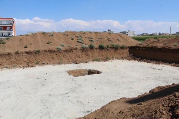 Foto - Dairesini ve arabasını satarak bütün parasını verdi! Sosyal medyada öğrendiği gerçekle şok yaşadı