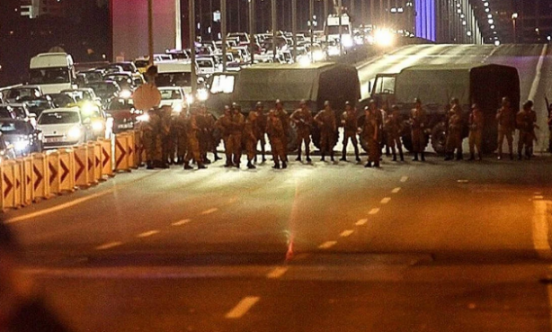 Foto - Dakika dakika 15 Temmuz! İhanet bu millete bir destan yazdırdı