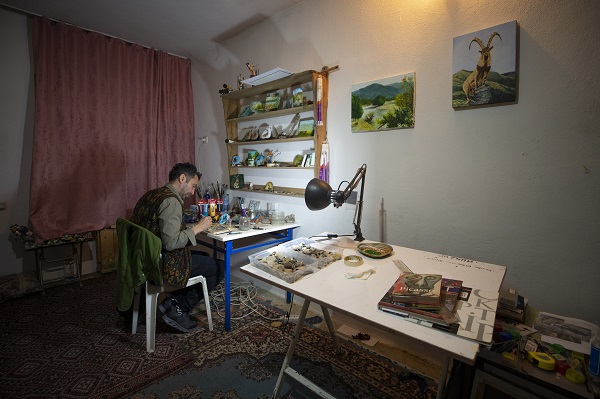 Foto - Dal ve taşları sanat eserine dönüştürüyor