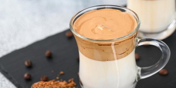 Foto - Dalgona kahvesi nasıl yapılır? Popürler olan Dalgona kahvesi yapılışı ve püf noktaları