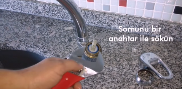 Foto - Damlayan muslukları çöpe atmayın! Bu yöntemle su sızıntılarını anında kesebilirsiniz