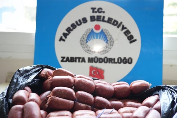 Foto - Dana sucuğundan bakın ne eti çıktı