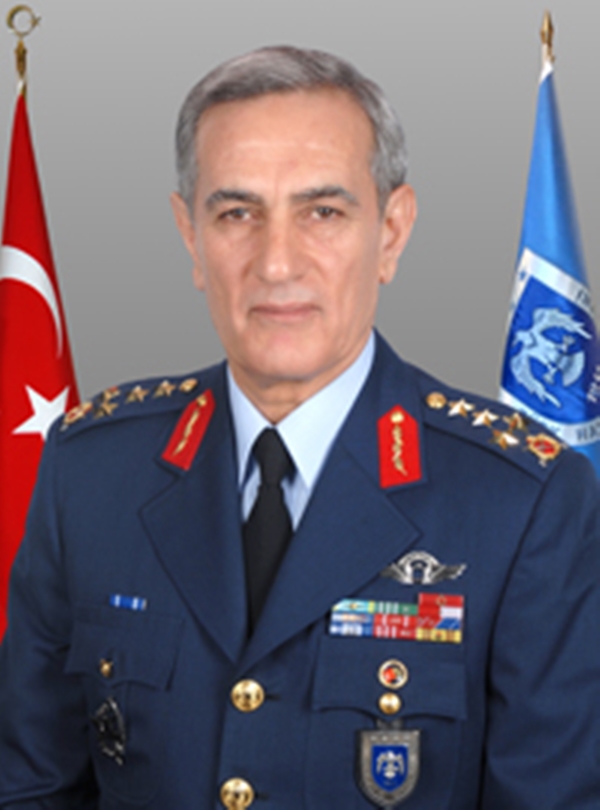 Foto - Darbe girişimcisi Akın Öztürk kimdir?