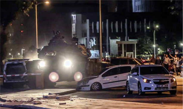 Foto - Darbe girişimi gecesinden çarpıcı kareler