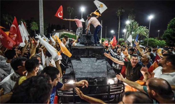 Foto - Darbe girişimi gecesinden çarpıcı kareler