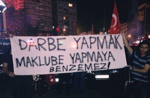 Foto - Darbe girişimi sosyal medyaya böyle yansıdı!