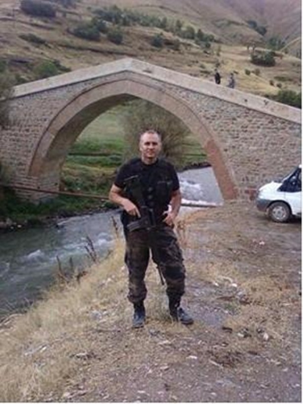 Foto - Darbe sırasında şehit olan polislerin isimleri!