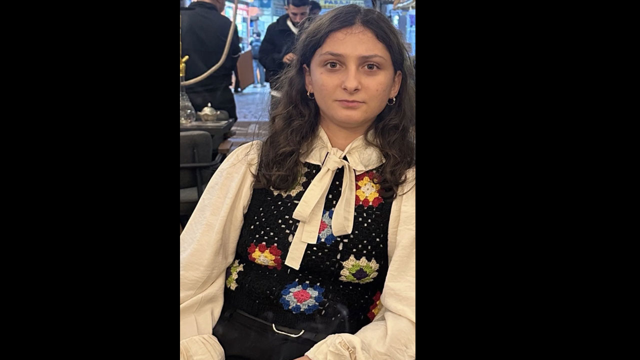 Foto - Darbeci abilerine özenip TSK’dan kovulan Ebru Eroğlu’nun son hali gündem oldu