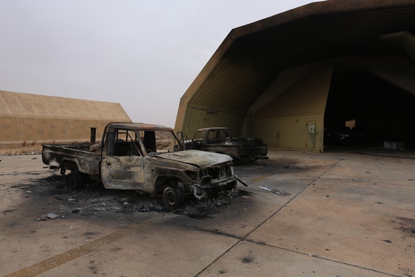 Foto - Darbeci Hafter'den kurtarılan Vatiyye Hava Üssü ilk kez görüntülendi