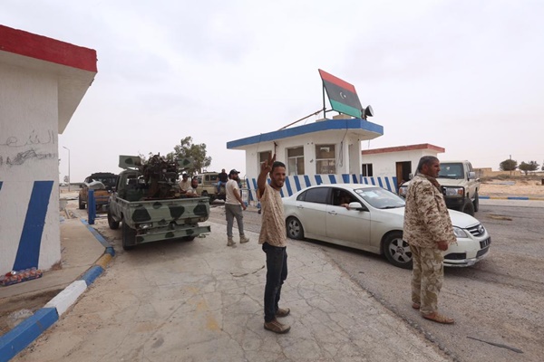 Foto - Darbeci Hafter'den kurtarılan Vatiyye Hava Üssü ilk kez görüntülendi