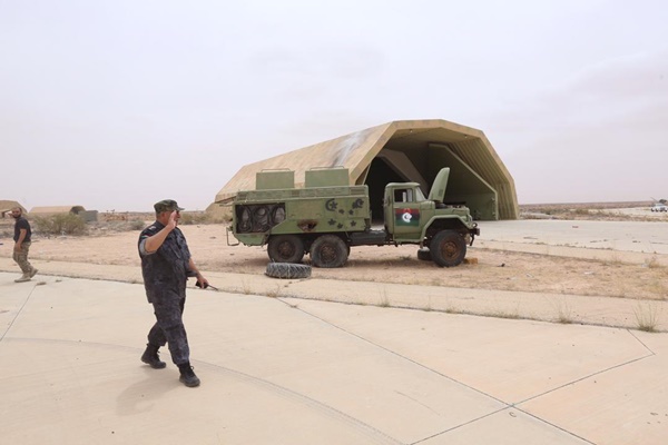 Foto - Darbeci Hafter'den kurtarılan Vatiyye Hava Üssü ilk kez görüntülendi