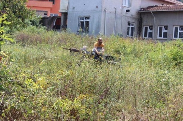 Foto - Darbecilere kızıp tank yaptı