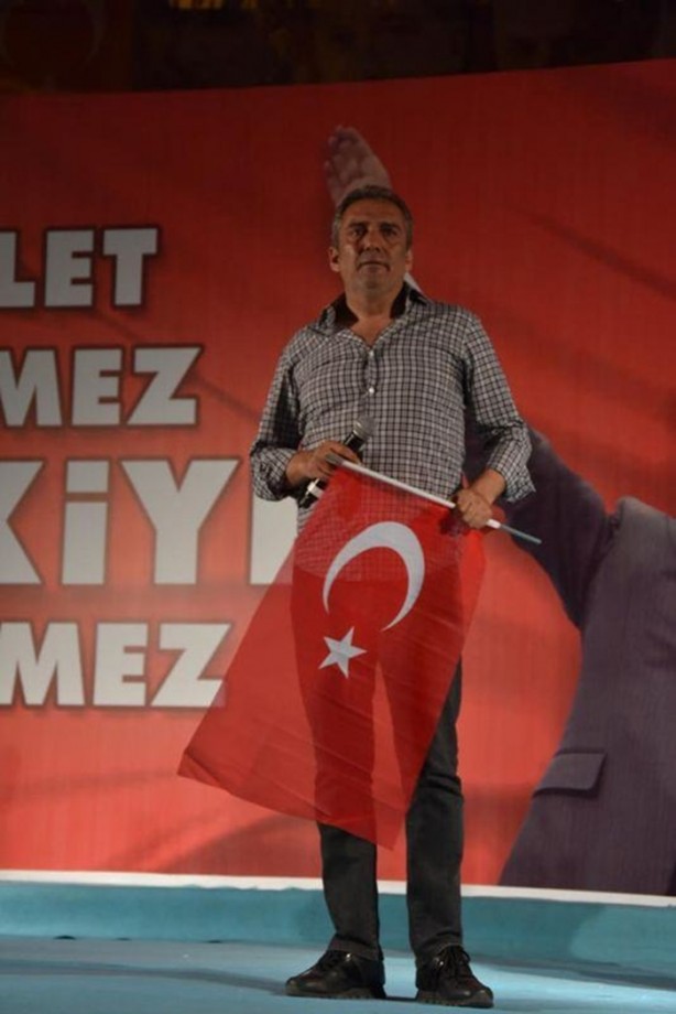 Foto - Darbeye karşı meydanlara inen ünlü isimler
