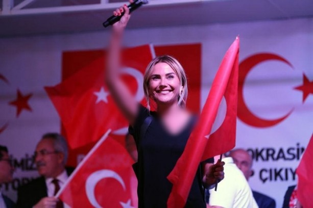 Foto - Darbeye karşı meydanlara inen ünlü isimler