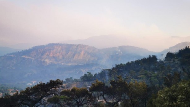Foto - Datça'da günün erken saatlerinde çalışmalar yeniden başladı