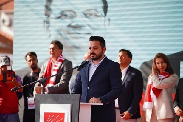 Davutoğlu ve Babacan’a çifte şok