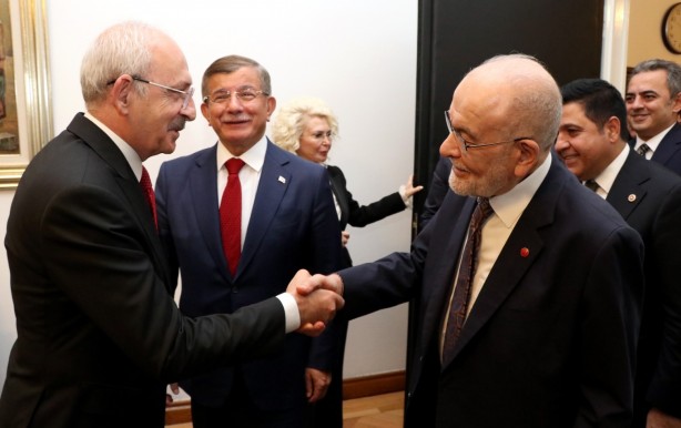 Davutoğlu ve Karamollaoğlu'ndan Kılıçdaroğlu'na TBMM'de ziyaret