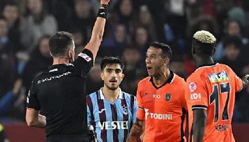 De Souza çılgına döndü: Bir kere de hatalıyız deyin diye sitem etti! Fenerbahçe ne yapacağını şaşıracak...