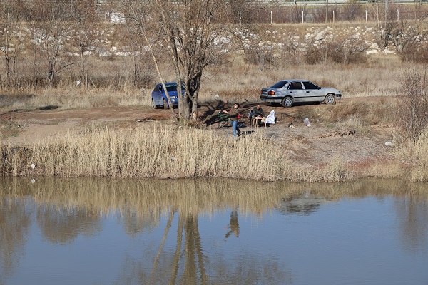 Foto - Debi düştü, balıkçılar soluğu Kızılırmak’ta aldı