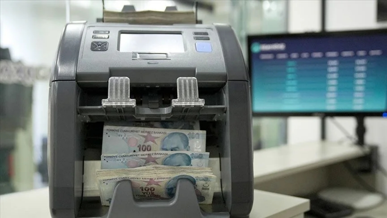 Foto - Dediği hep kuruşuna kadar çıkan isim, yeni rakamları açıkladı! İşte emekli ve memur zam oranları