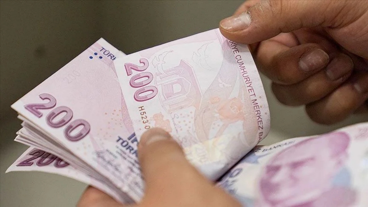 Foto - Dediği hep kuruşuna kadar çıkan isim, yeni rakamları açıkladı! İşte emekli ve memur zam oranları