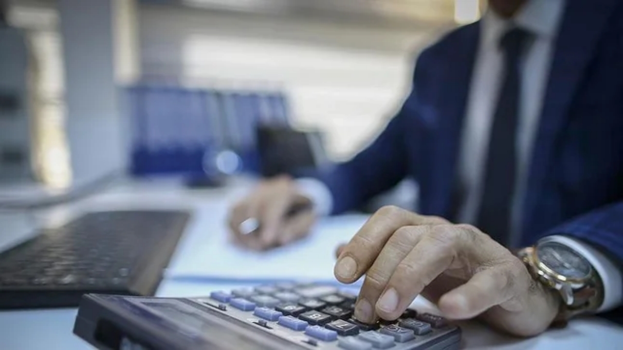 Foto - Dediği hep kuruşuna kadar çıkan isim, yeni rakamları açıkladı! İşte emekli ve memur zam oranları